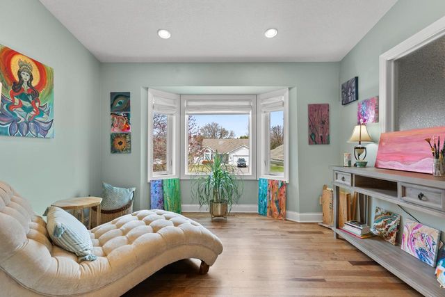 8537 Chanhassen Hills Drive S, Chanhassen, MN 55317