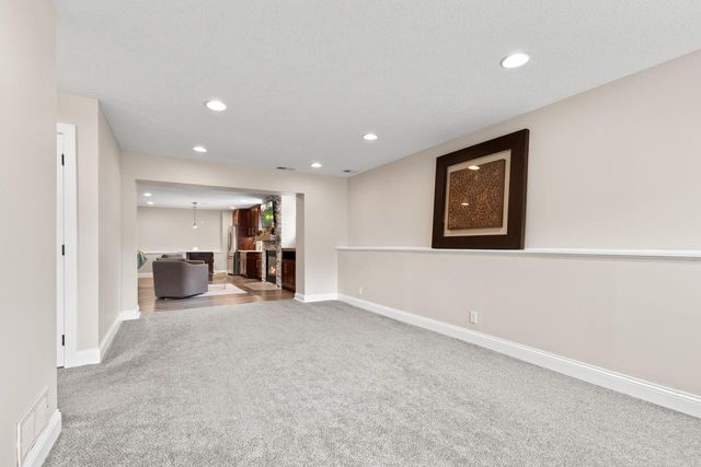 8537 Chanhassen Hills Drive S, Chanhassen, MN 55317