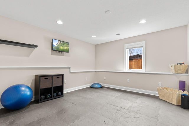 8537 Chanhassen Hills Drive S, Chanhassen, MN 55317