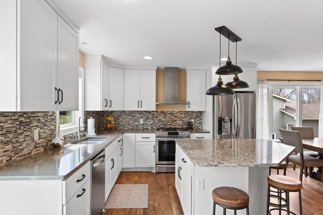 8537 Chanhassen Hills Drive S, Chanhassen, MN 55317