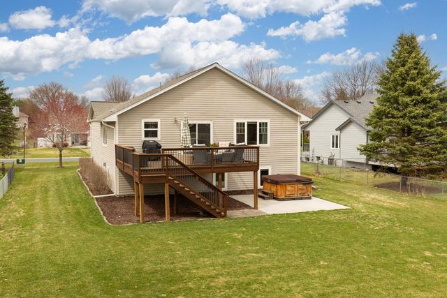 8537 Chanhassen Hills Drive S, Chanhassen, MN 55317