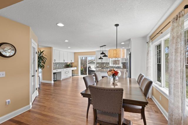 8537 Chanhassen Hills Drive S, Chanhassen, MN 55317