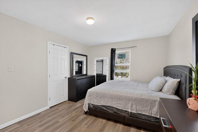 1300 E Mulkey Street, Fort Worth, TX 76104