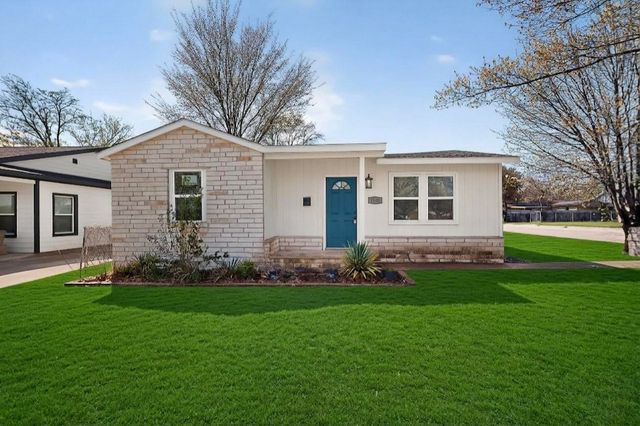 1300 E Mulkey Street, Fort Worth, TX 76104