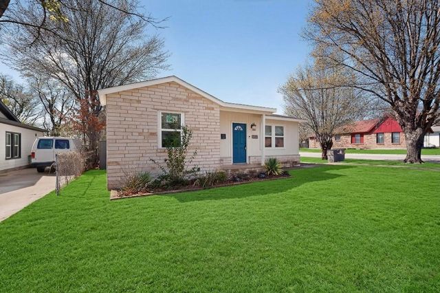 1300 E Mulkey Street, Fort Worth, TX 76104