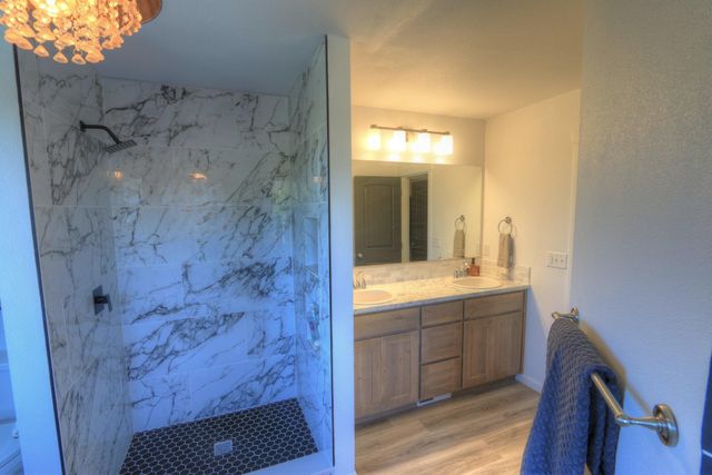 3430 North Ridge Drive, Klamath Falls, OR 97601