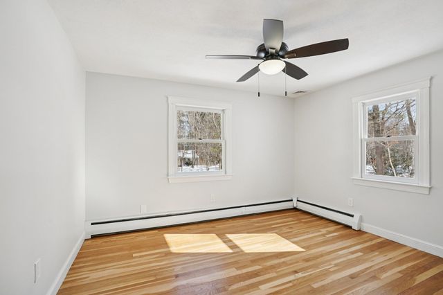 55 Woodridge Road, Hampstead, NH 03826