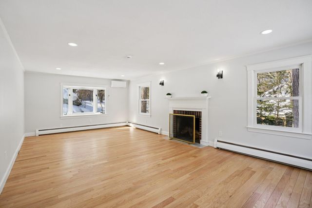 55 Woodridge Road, Hampstead, NH 03826