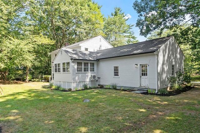 55 Woodridge Road, Hampstead, NH 03826