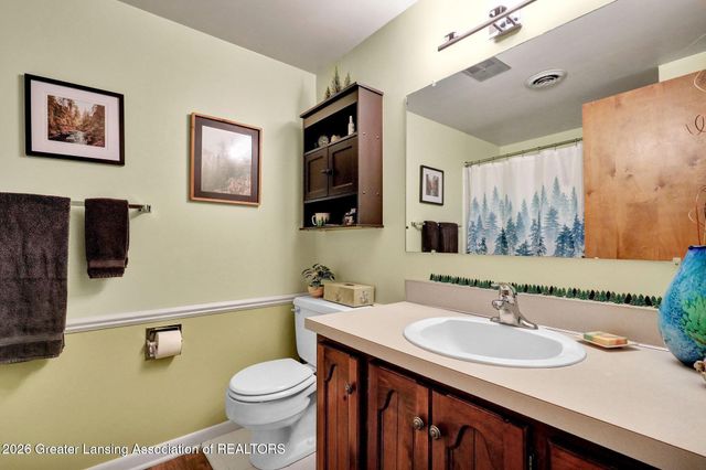 1046 Grenoble Lane A, Lansing, MI 48917