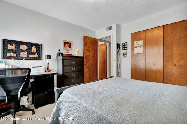 1046 Grenoble Lane A, Lansing, MI 48917