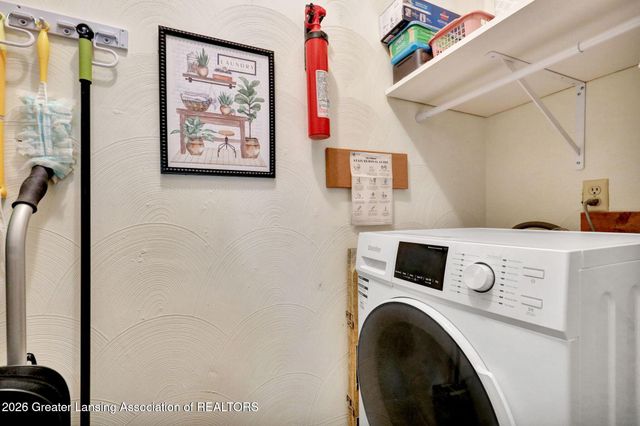 1046 Grenoble Lane A, Lansing, MI 48917