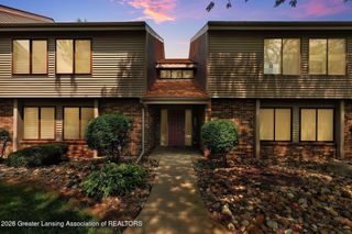 1046 Grenoble Lane A, Lansing, MI 48917