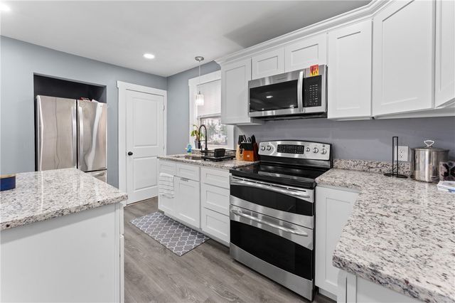 31 Stadden Street, Providence, RI 02907