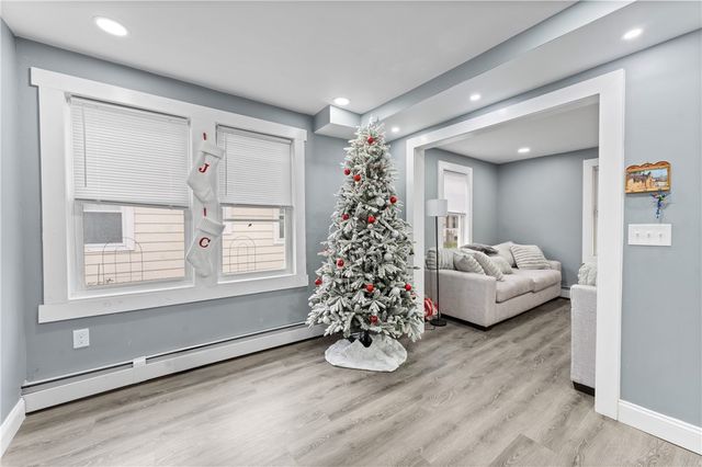 31 Stadden Street, Providence, RI 02907