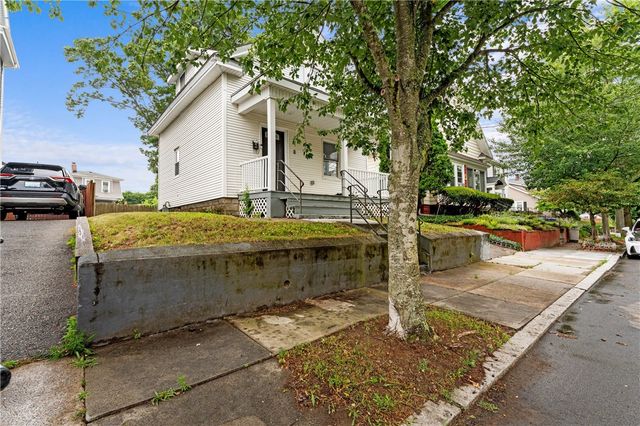 31 Stadden Street, Providence, RI 02907