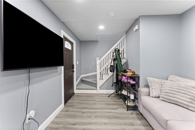 31 Stadden Street, Providence, RI 02907