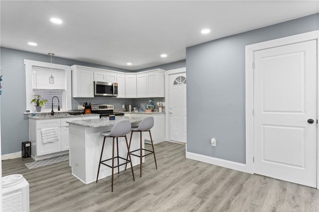 31 Stadden Street, Providence, RI 02907