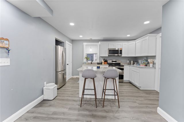 31 Stadden Street, Providence, RI 02907