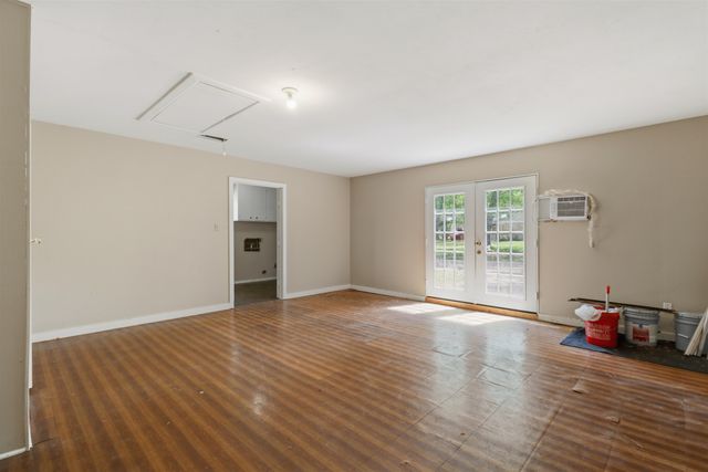 1205 Garden Drive, Longview, TX 75603