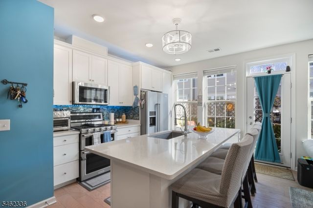 39 S Davenport St, Somerville Boro, NJ 08876