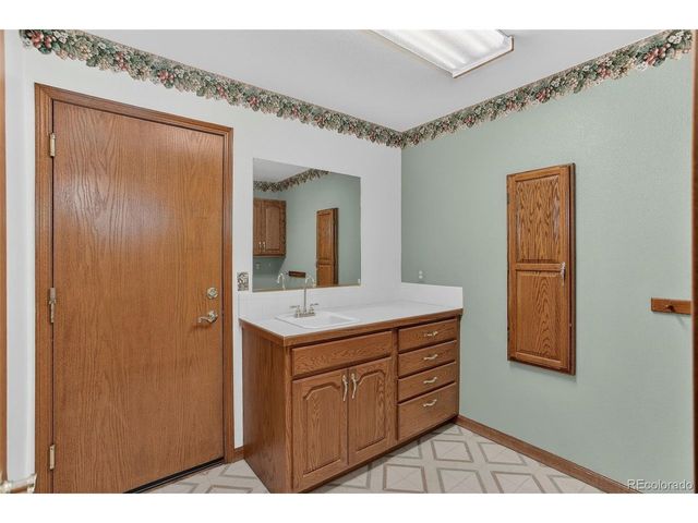 1626 Francis Way, Longmont, CO 80501