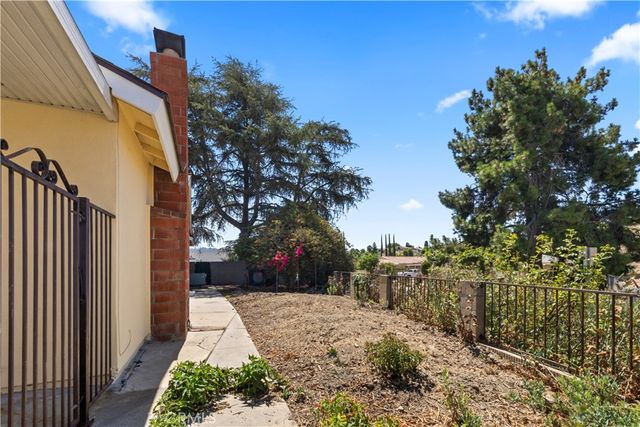 105 N Palo Cedro, Diamond Bar, CA 91765