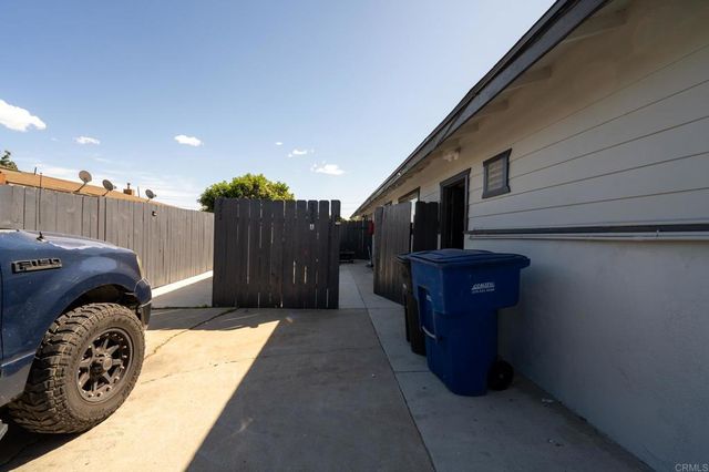 271 73 Quintard Street, Chula Vista, CA 91911