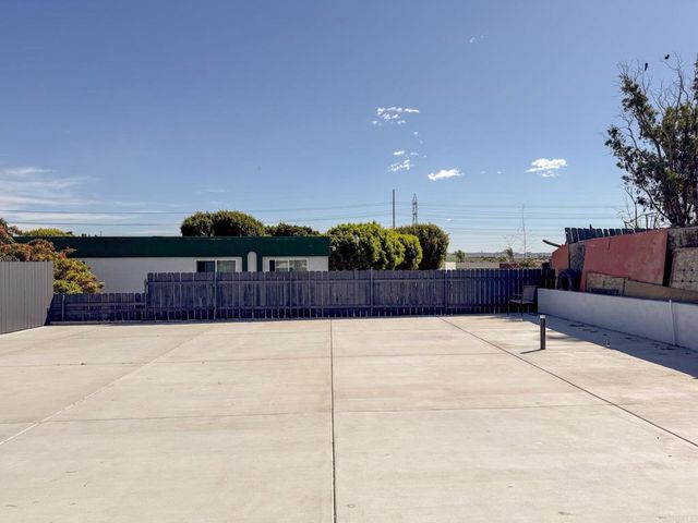 271 73 Quintard Street, Chula Vista, CA 91911