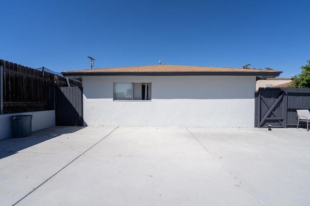 271 73 Quintard Street, Chula Vista, CA 91911