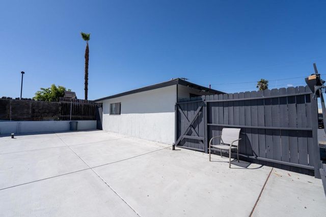 271 73 Quintard Street, Chula Vista, CA 91911