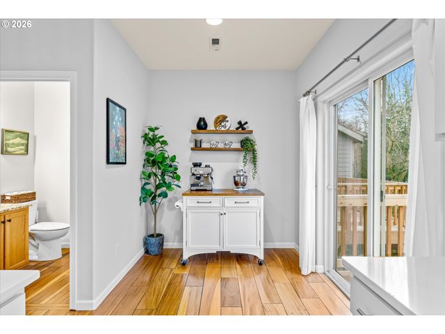 18718 Sw 91ST Ter, Tualatin, OR 97062