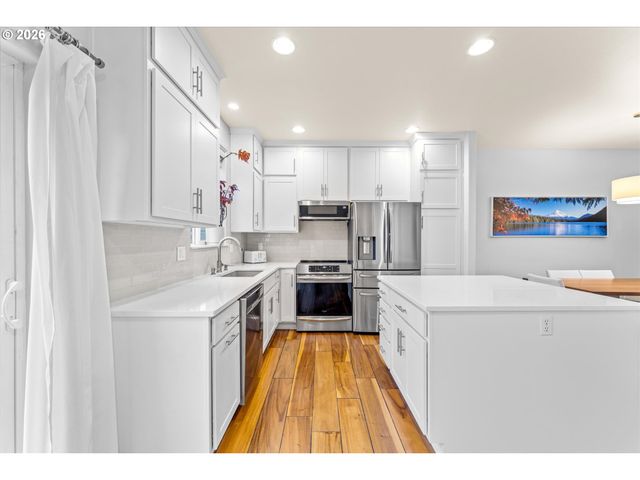 18718 Sw 91ST Ter, Tualatin, OR 97062