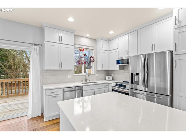 18718 Sw 91ST Ter, Tualatin, OR 97062