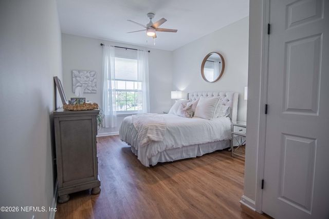 7990 BAYMEADOWS Road E 823, Jacksonville, FL 32256