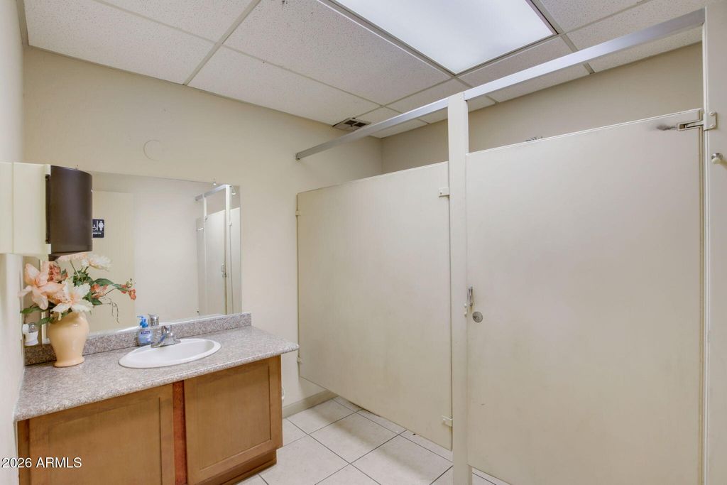 4496 N BLACK CANYON Highway, Phoenix, AZ 85017 — photo 5