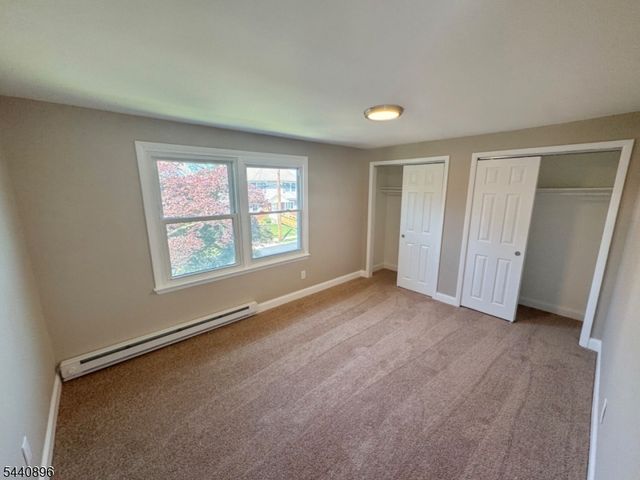 192 N 6Th St, Saddle Brook Twp., NJ 07663