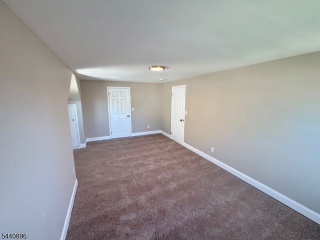 192 N 6Th St, Saddle Brook Twp., NJ 07663