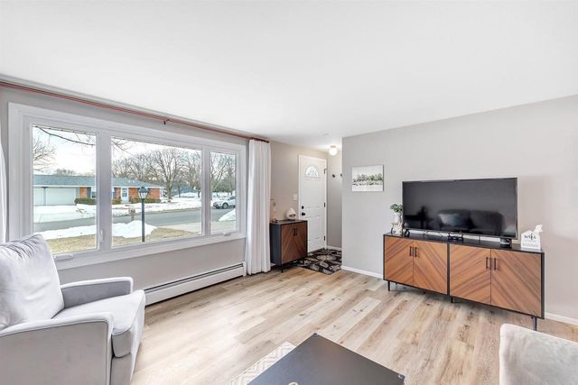 333 STEVEN STREET, Green Bay, WI 54303