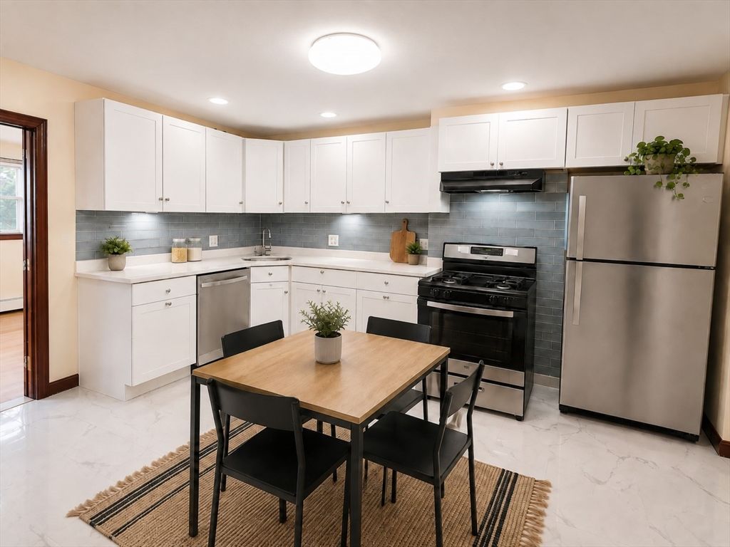 116 Bremen 3, Boston, MA 02128