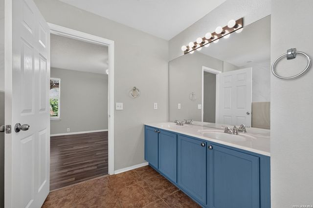3727 SUMANTRA CLF, San Antonio, TX 78261