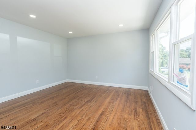 14 Hemlock Rd, Rockaway Boro, NJ 07866