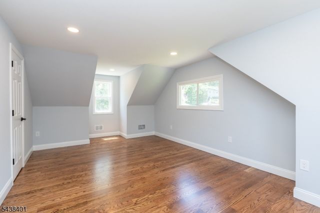 14 Hemlock Rd, Rockaway Boro, NJ 07866