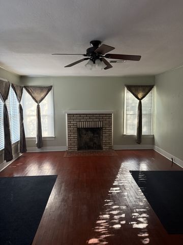 1108 S Travis Street, Sherman, TX 75090