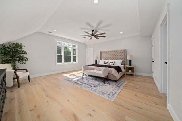 5 Joshua Dr, Easton, MA 02375