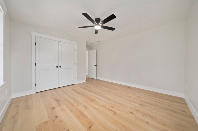 5 Joshua Dr, Easton, MA 02375