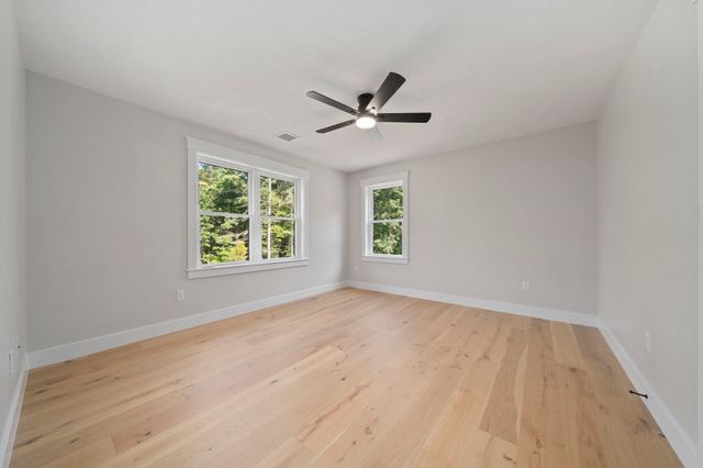 5 Joshua Dr, Easton, MA 02375