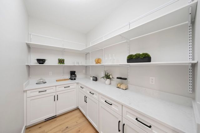 5 Joshua Dr, Easton, MA 02375
