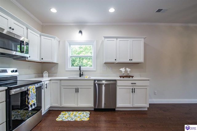 295 Piping Rock Road, Brandenburg, KY 40108