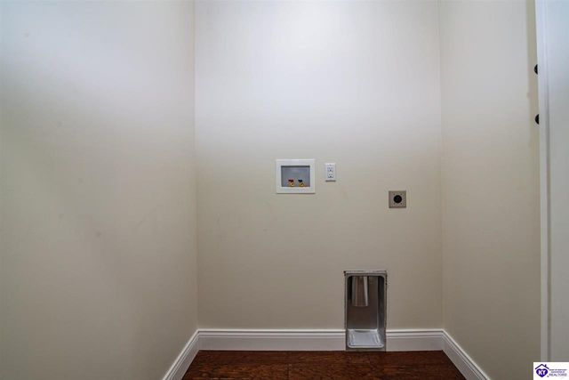 295 Piping Rock Road, Brandenburg, KY 40108